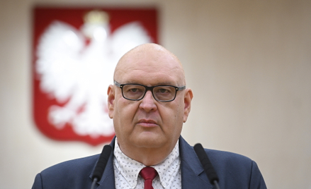 Warszawa, 10.12.2024. Prezes Trybunału Konstytucyjnego Bogdan Święczkowski podczas konferencji praso