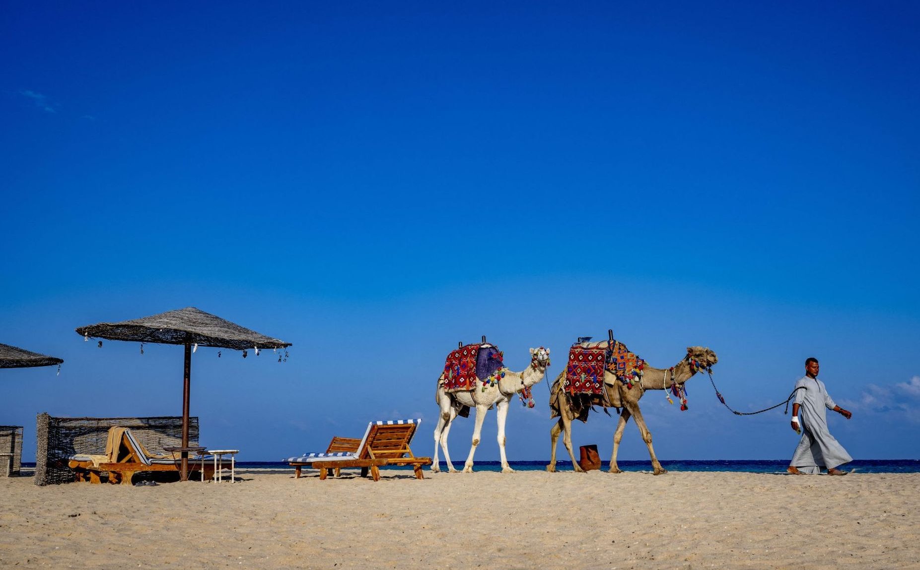 Więcej Polaków spędzi ferie w ciepłych krajach. Rezerwacje wzrosły o jedną trzecią