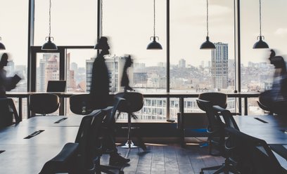 Polscy pracownicy coraz częściej czują się niedoceniani