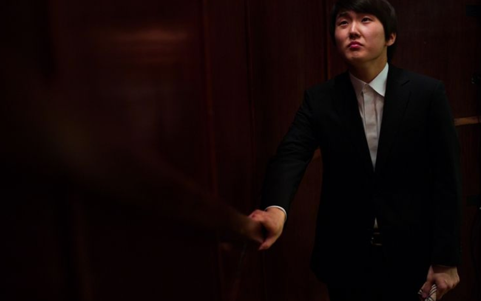 21 października – Seong-Jin Cho z Korei Południowej zdobył złoty medal w XVII Międzynarodowym Konkur