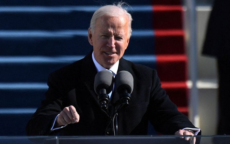 Koronawirus. Biden uczci minutą ciszy 500 tys. ofiar COVID w USA