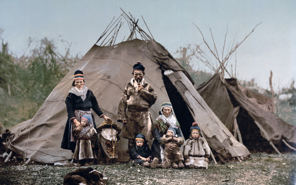 Rdzenna rodzina Saamów (in. Lapończyków) z Europy Północnej zamieszkująca Norwegię około 1900 r.