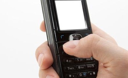 ZUS pomaga emerytom przez telefon i w Internecie