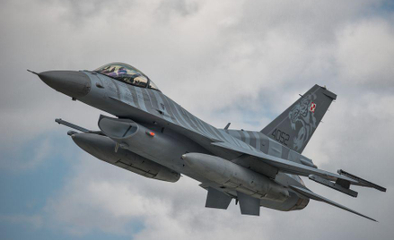 Samolot F-16
