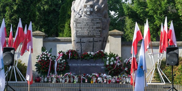 Zelensky on Volhynia massacre anniversary: full truth and exhumations needed