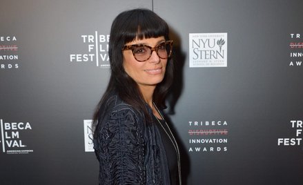 Norma Kamali tworzy swoje kolekcje od 56 lat.