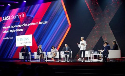 Otwierająca kongres prezentacja pokazała dynamiczny wzrost sektora usług biznesowych