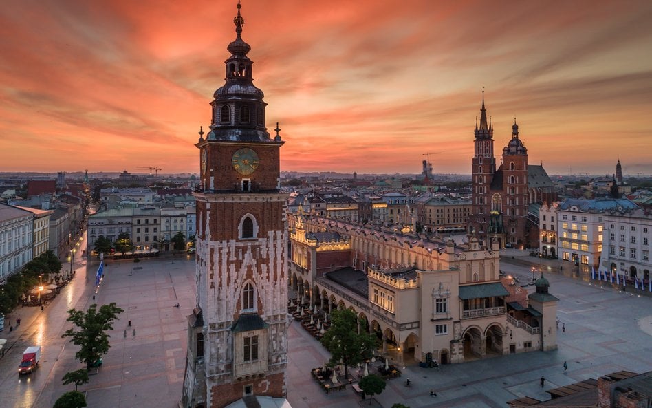 Polska atrakcyjna na święta dla turystów. Kraków wygrywa z europejskimi stolicami