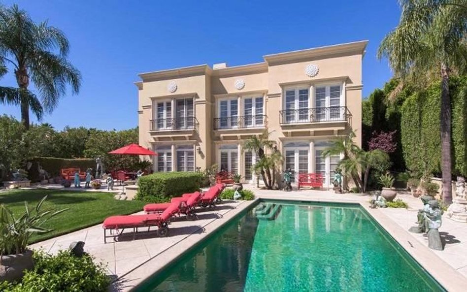 Tom Jones opuszcza Beverly Hills