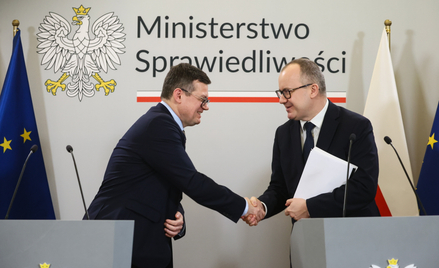 Warszawa, 03.02.2025. Minister sprawiedliwości, prokurator generalny Adam Bodnar (P) i przewodnicząc