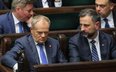 Premier Donald Tusk (L) i wicepremier, minister obrony narodowej Władysław Kosiniak-Kamysz (P)