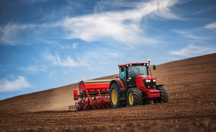 Liczba rejestracji nowych ciągników cały czas maleje