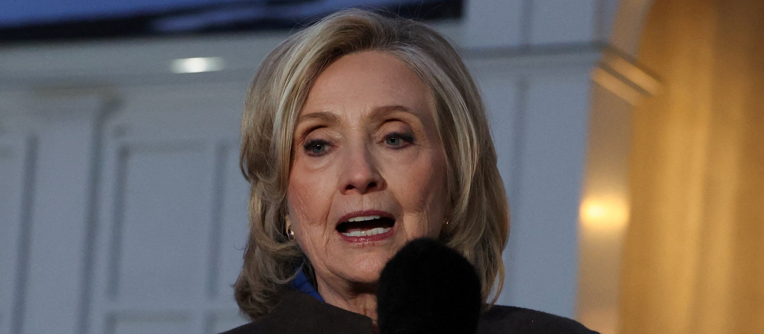 Clintonowie zeznawali w sprawie Epsteina. To może uderzyć w Trumpa