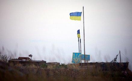 Flagi Ukrainy nad Wyspą Węży