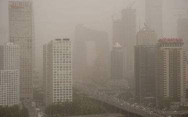 Korea Płd.: Darmowa komunikacja publiczna w Seulu przy dużym smogu