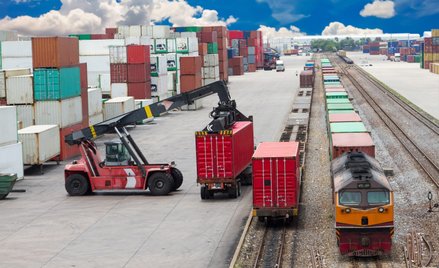 Według GUS w ubiegłym roku aktywnych było w Polsce 31 intermodalnych terminali lądowych, czyli takic