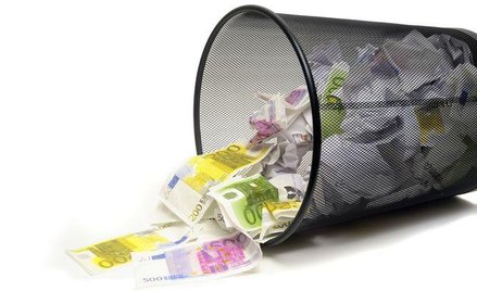 O opłatach za śmieci miały decydować gminy