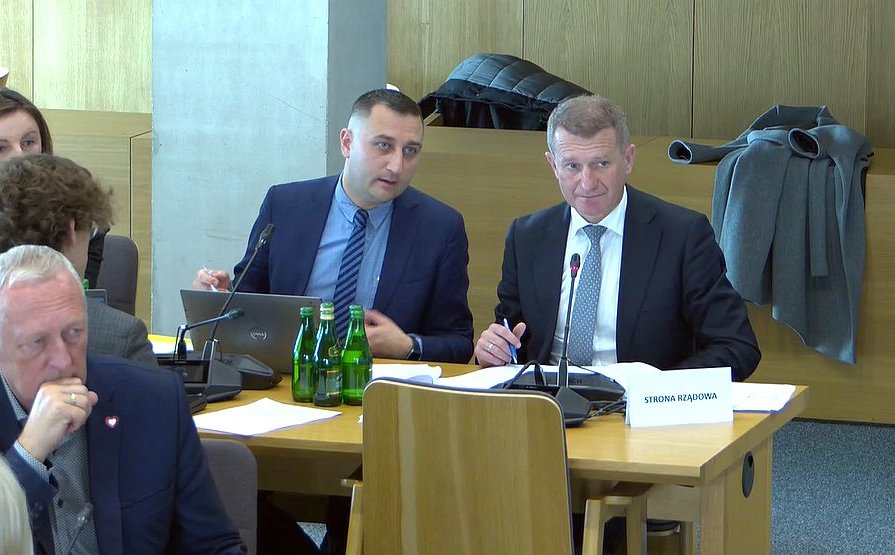 Komisje sejmowe za złagodzeniem przepisów o gwarancjach biur podróży