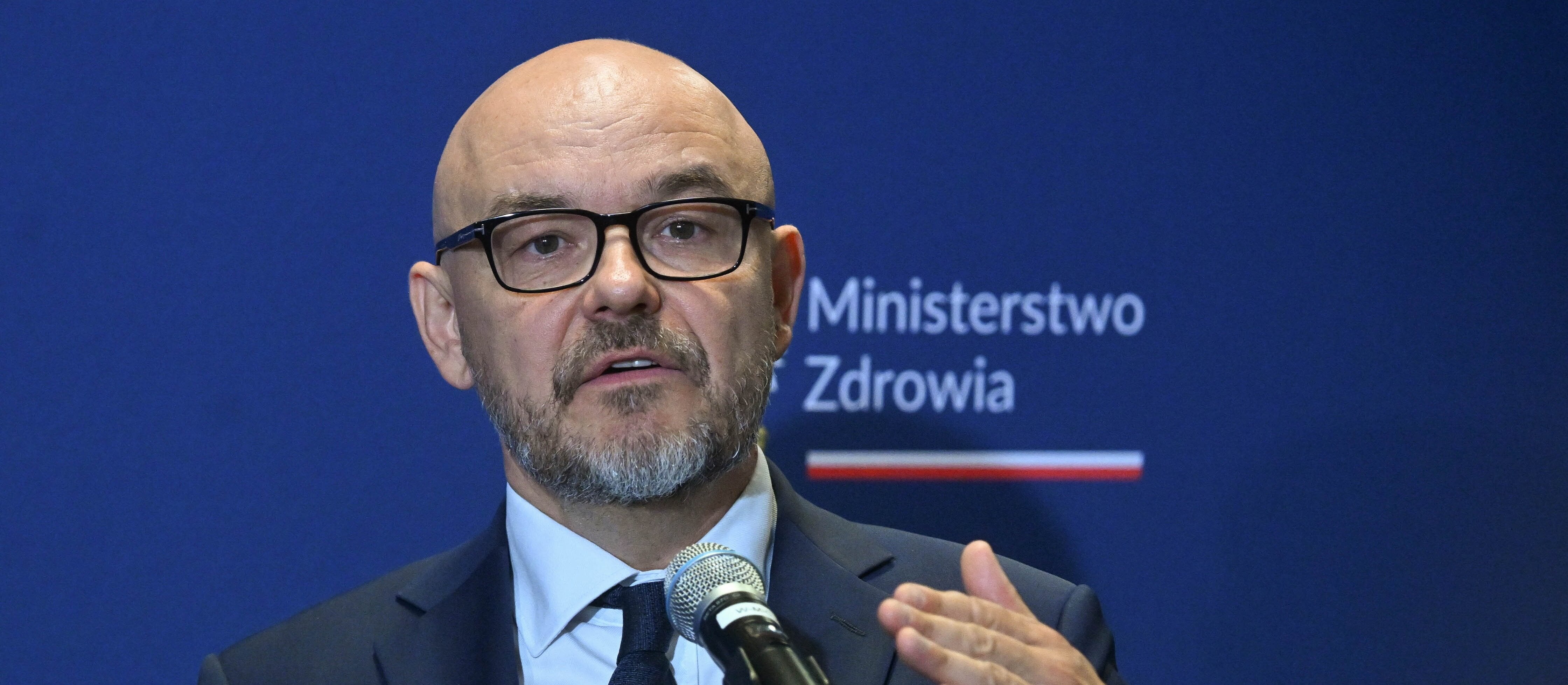 Chora na raka miała czekać na leczenie do 2027 roku. Prezes NFZ reaguje na doniesienia „Rz”