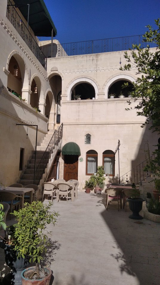 Hotel Astarte, w którym się zatrzymałem w Sanliurfie, to przerobiony tradycyjny turecki dom