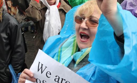 Zwolennicy przyłączenia do Rosji kolejny dzień protestowali w czwartek w Doniecku