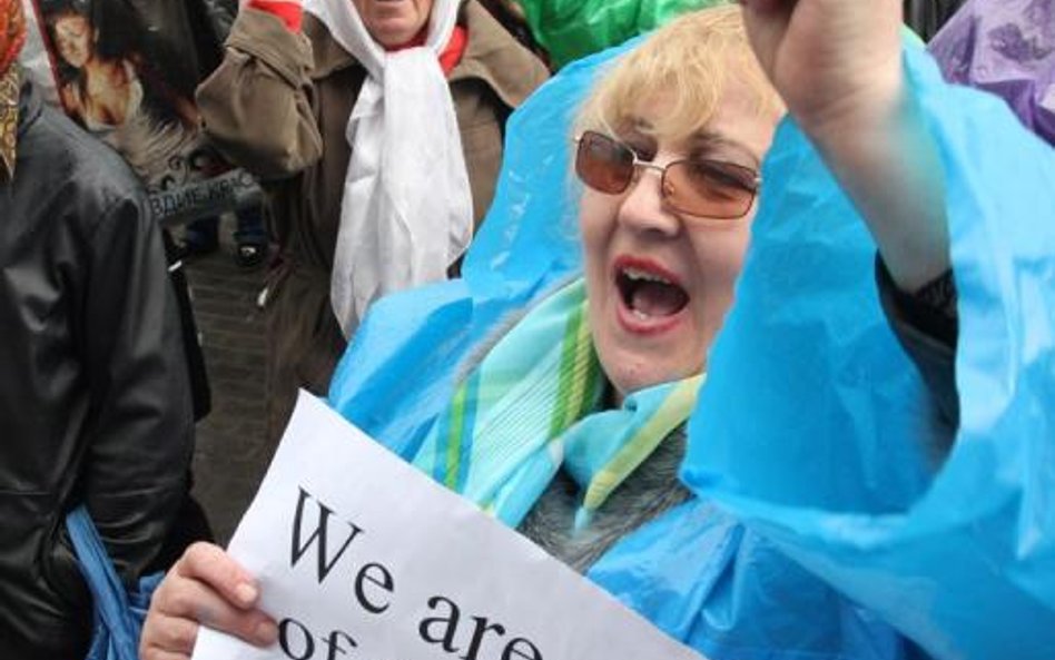 Zwolennicy przyłączenia do Rosji kolejny dzień protestowali w czwartek w Doniecku