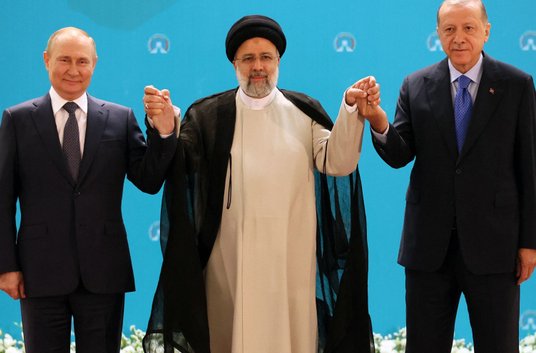 Putin, Ra'isi i Erdoğan na spotkaniu w Teheranie