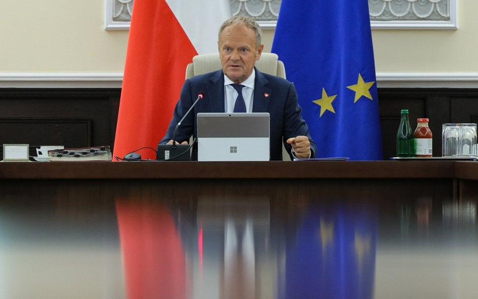 Premier Donald Tusk na posiedzeniu rządu