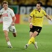 iłkarz GKS Katowice Borja Galan (P) i Timotej Hranica (L) z MSK Żilina podczas rewanżowego meczu 2. 