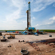 W 2013 r. Stany Zjednoczone produkowały dziennie 7,5 mln baryłek ropy, czyli o 2,5 mln więcej niż ki