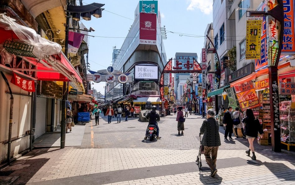 Japonia da schronienie bezdomnym z kafejek internetowych