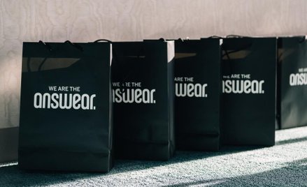 Debiut Answear.com oczami analityków