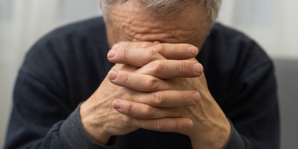 Rok po sprawie kawalerki pana Jerzego. Obiecanej przez rząd Tarczy Seniora wciąż nie ma