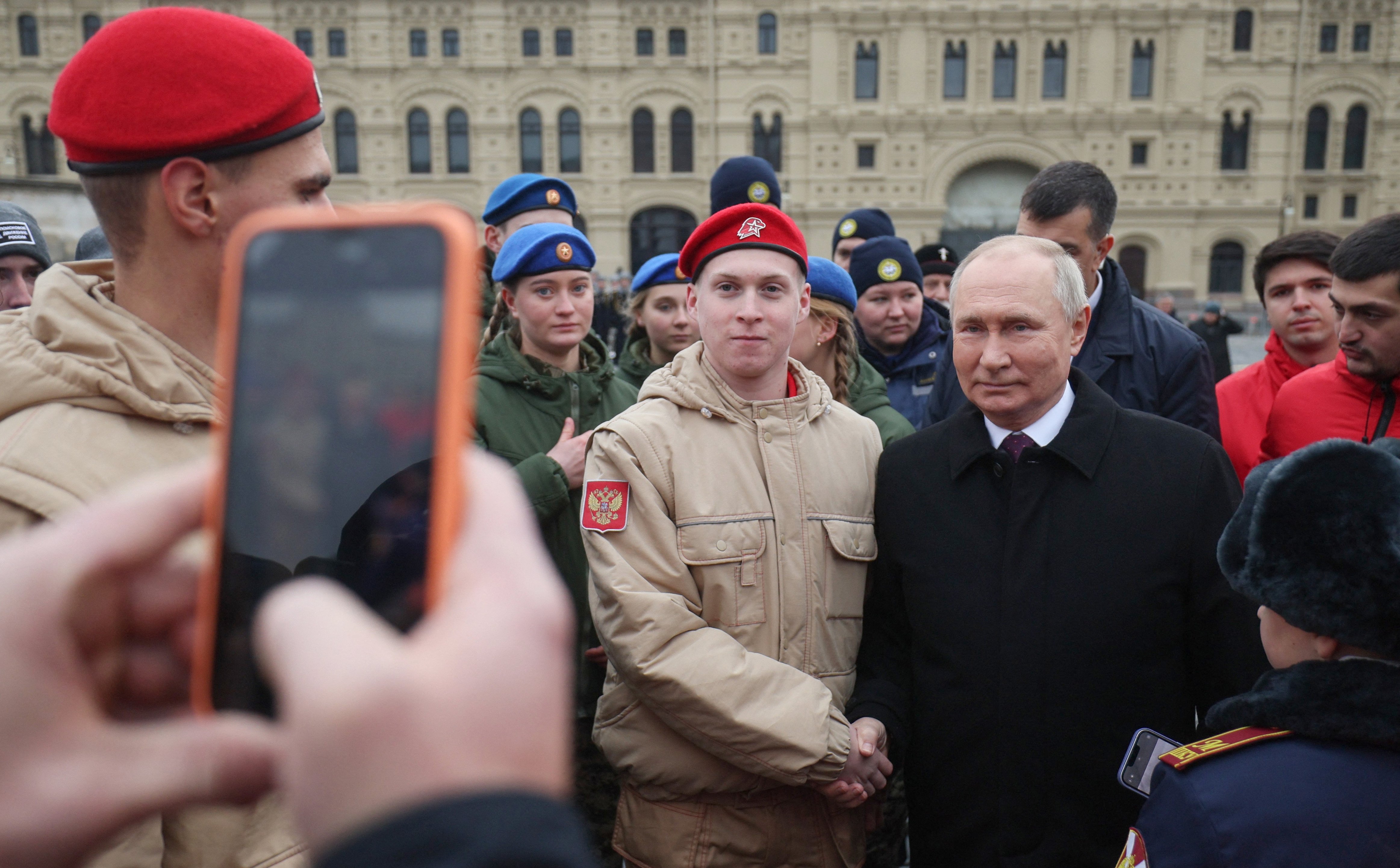 Rosną wydatki Kremla na dziecięcą armię Putina