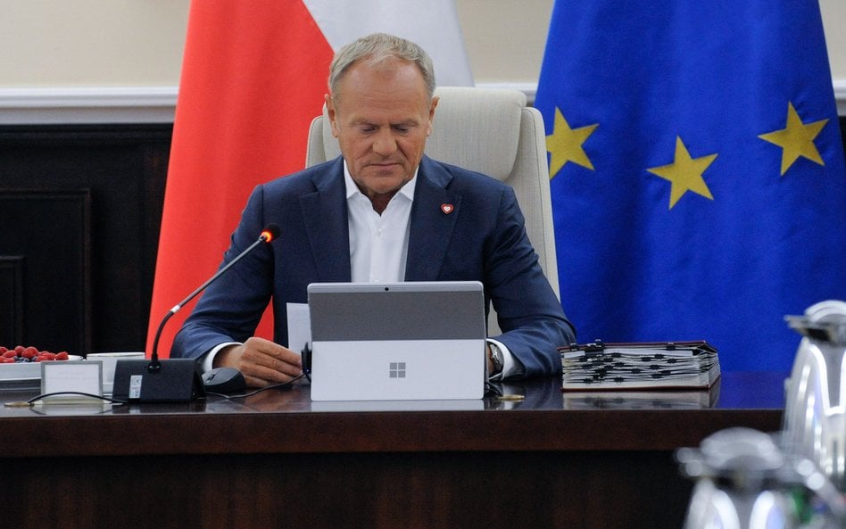 Premier Donald Tusk na posiedzeniu rządu