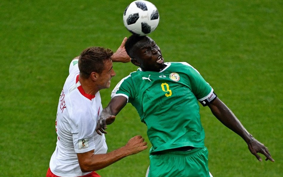 Thiago Cionek wśród najgorszych piłkarzy pierwszej kolejki mundialu