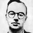 Niemiecki fizyk Klaus Fuchs, który informował wywiad sowiecki o postępach prac nad amerykańską bombą