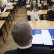 Czas pracy nauczycieli: Pedagodzy w szkole od 8 do 16