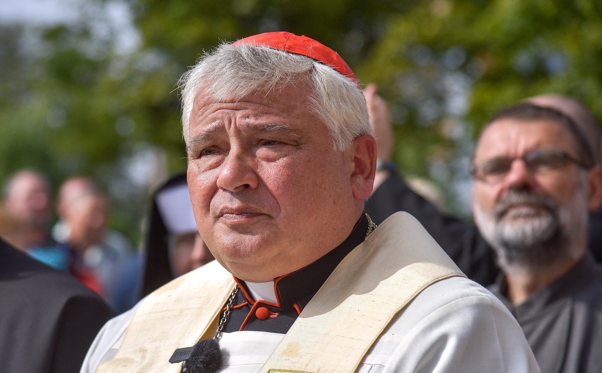 Czy Robin Hood z Łodzi da radę w Łodzi? Kardynał Krajewski wraca z Watykanu