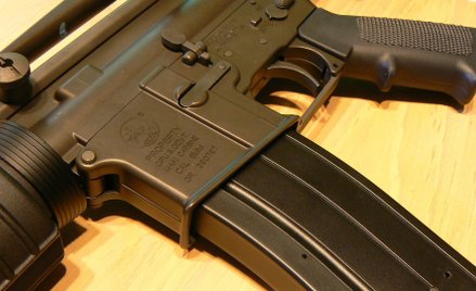 Kalifornia: Sąd uchylił zakaz posiadania broni szturmowej