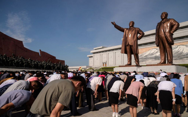 Korea Północna oddaje hołd "Wiecznemu Prezydentowi"