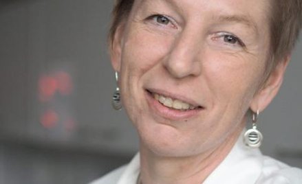 Dżdżownice w kompoście będą szczęśliwe - jak urządzić kompostownik aby obniżyć opłaty za śmieci