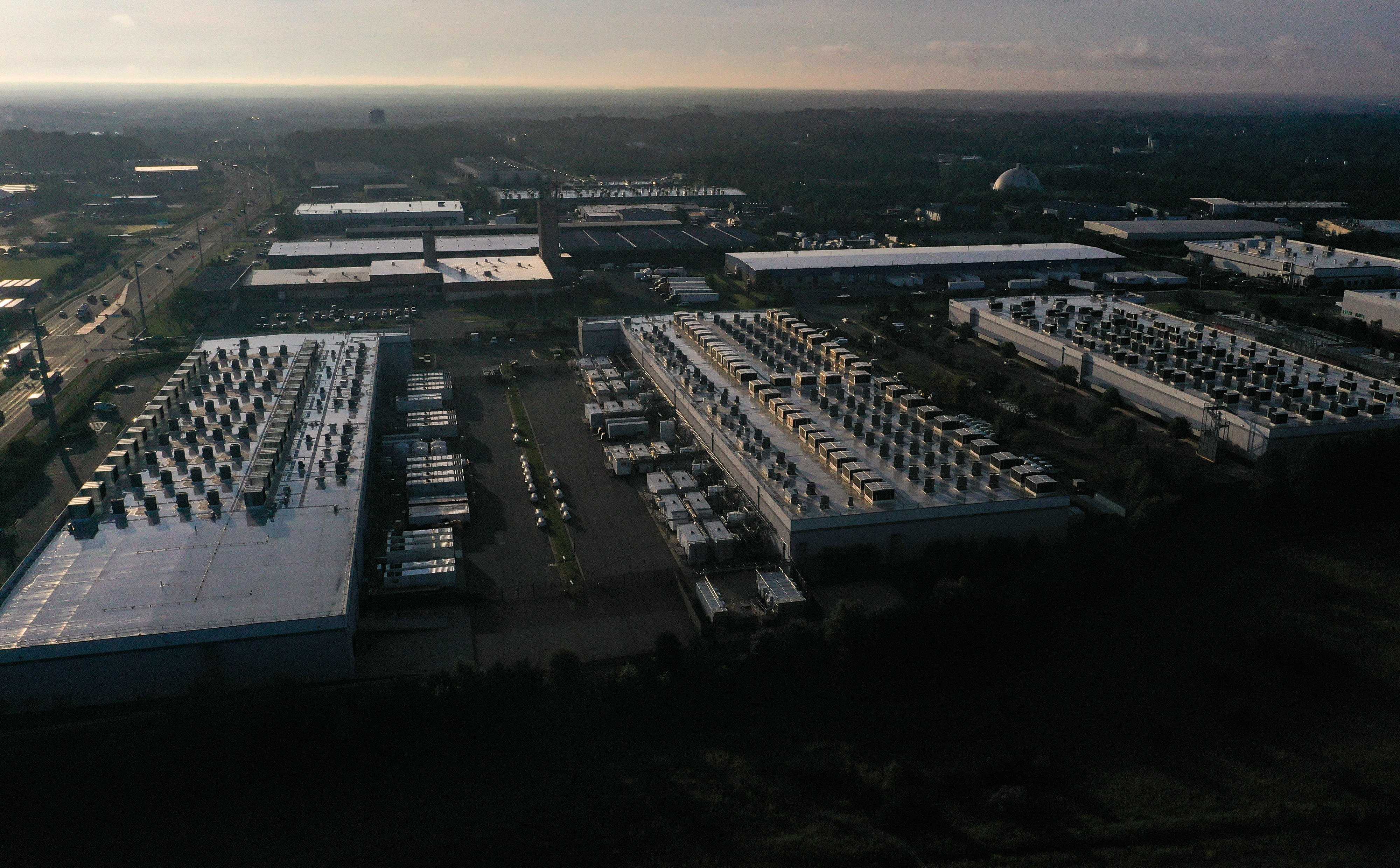 Nowy front walki z big techami. Mieszkańcy protestują przeciw centrom danych