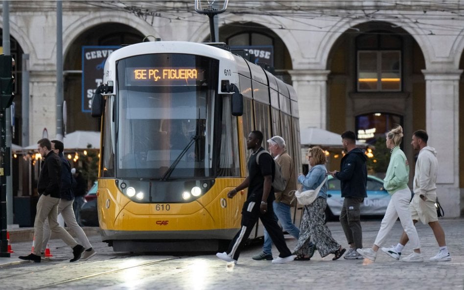 W Portugalii Chińczycy wypadli z przetargu. Szansę ma Pesa