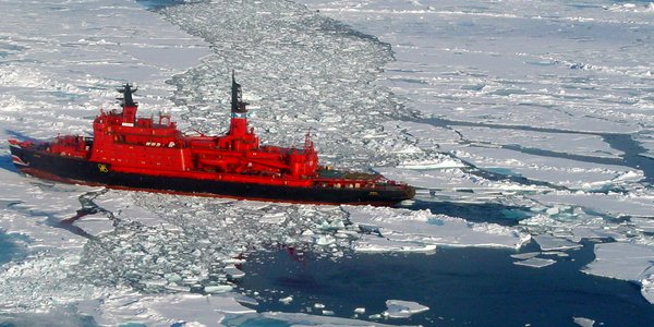 Chinese Shipper Sea Legend to Trial Polar Sea Route Between Europe and China