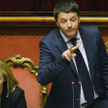 Matteo Renzi przemawia w Senacie. Włosi wierzą, że 39-letni premier zreformuje państwo