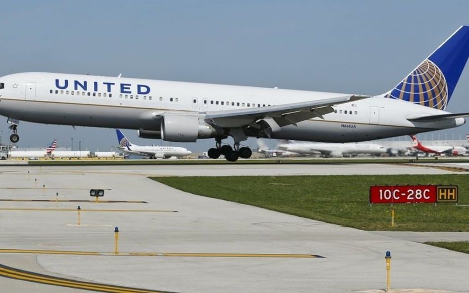 Leciała do Paryża, dotarła do San Francisco. Kolejna wpadka United Airlines