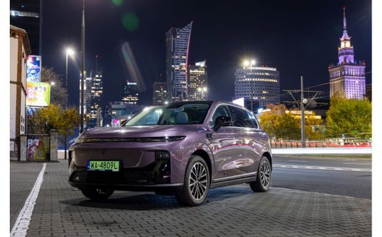 Leapmotor B10 Hybrid EV