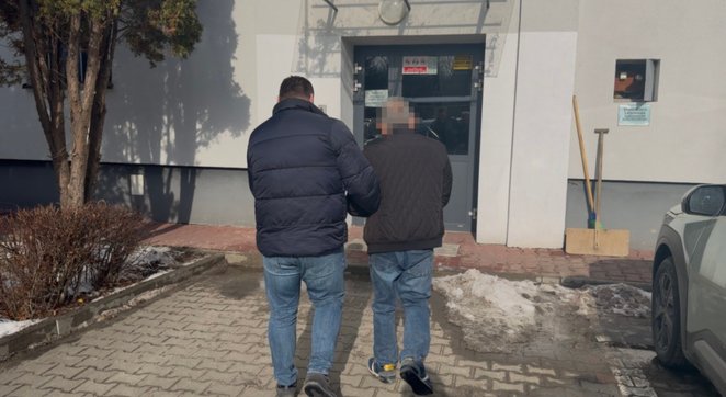 Porównanie sposobu działania sprawców pozwoliło połączyć poszczególne kradzieże w jedną całość i wyt