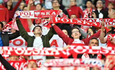 Kibice piłkarskiej reprezentacji Polski podczas meczu towarzyskiego z Rosją